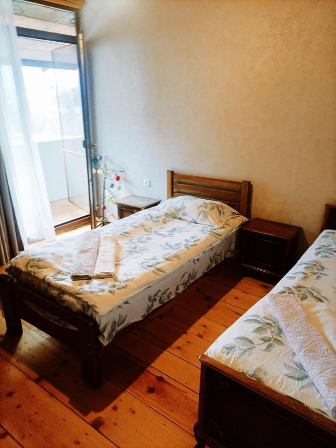 Guest House Casa Borjomi ภายนอก รูปภาพ