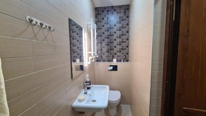 Guest House Casa Borjomi ภายนอก รูปภาพ